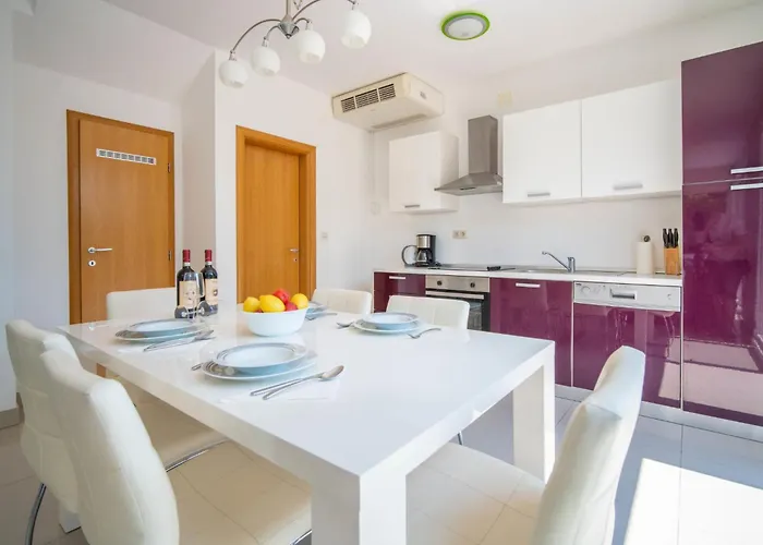 Graziani By Interhome *