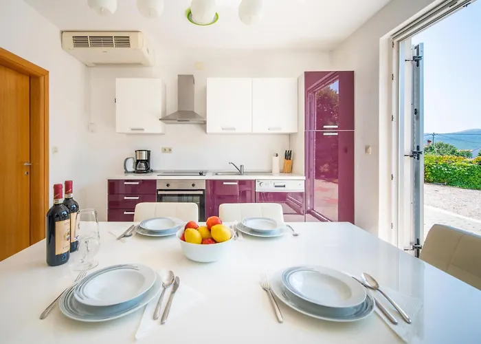 Graziani By Interhome