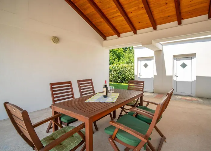Graziani By Interhome Casa de Férias Kornić
